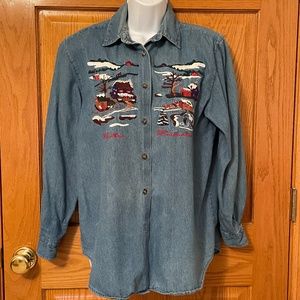Beautifully Christmas embroidered Karen Scott denim shirt Size small